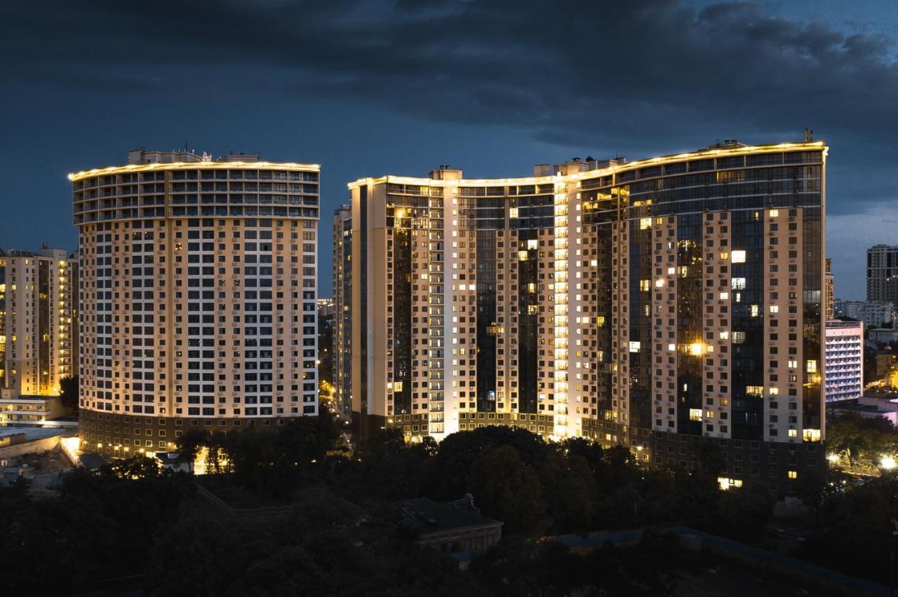 Apartments Arcadia Vip Odessa Esterno foto